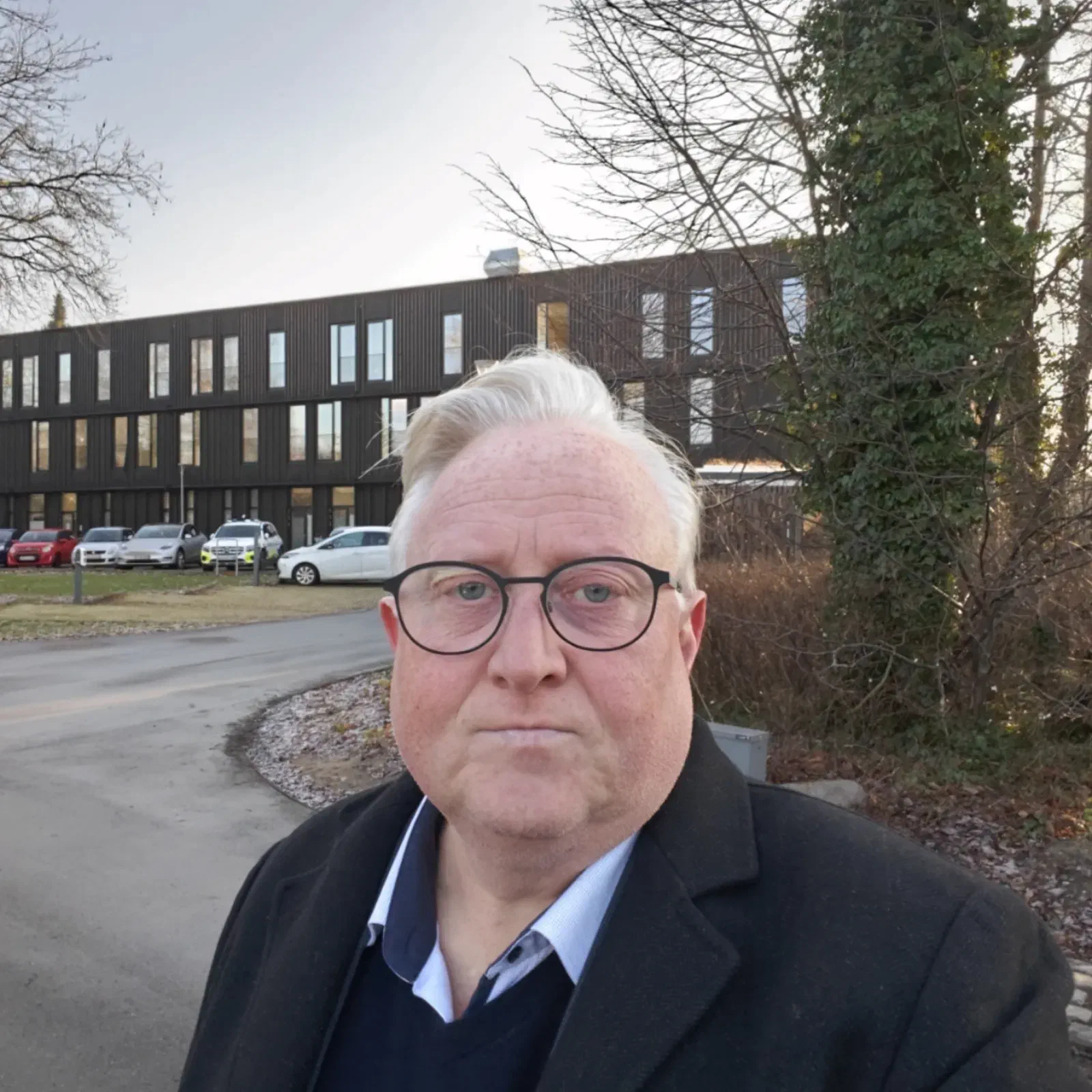 Kristian Tørning foran bostedet Granvej 12